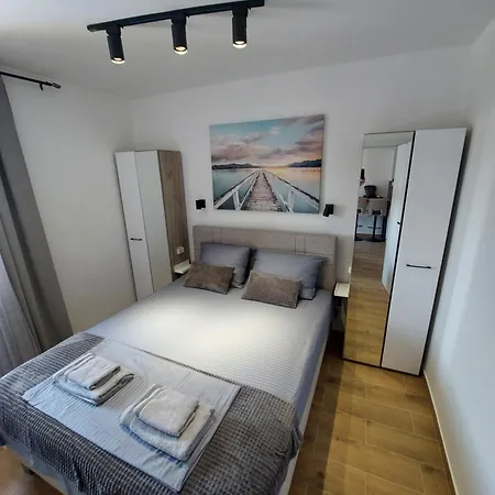 Anna Srebrno Jezero Veliko Gradiste