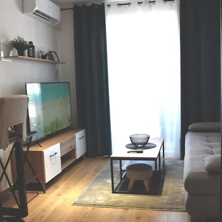 Anna Srebrno Jezero Veliko Gradiste