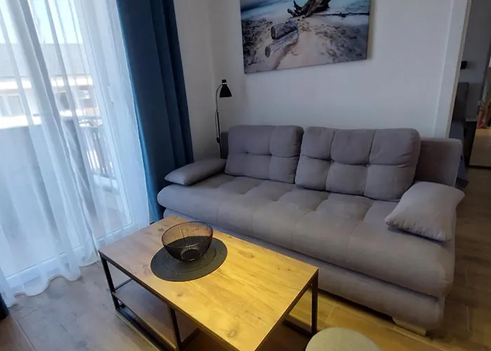 Anna Srebrno Jezero Lejlighed